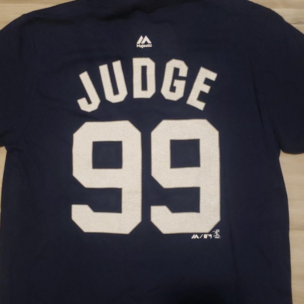 BNWT Aaron Judge NY Yankees tshirt